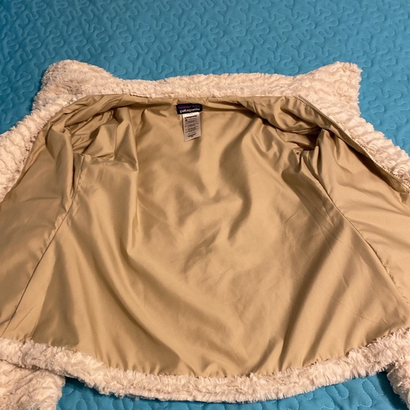 Patagonia jacket - Picture 4 of 9